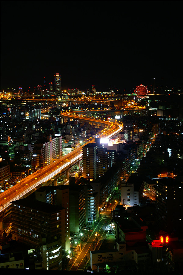 张弛-大阪夜景