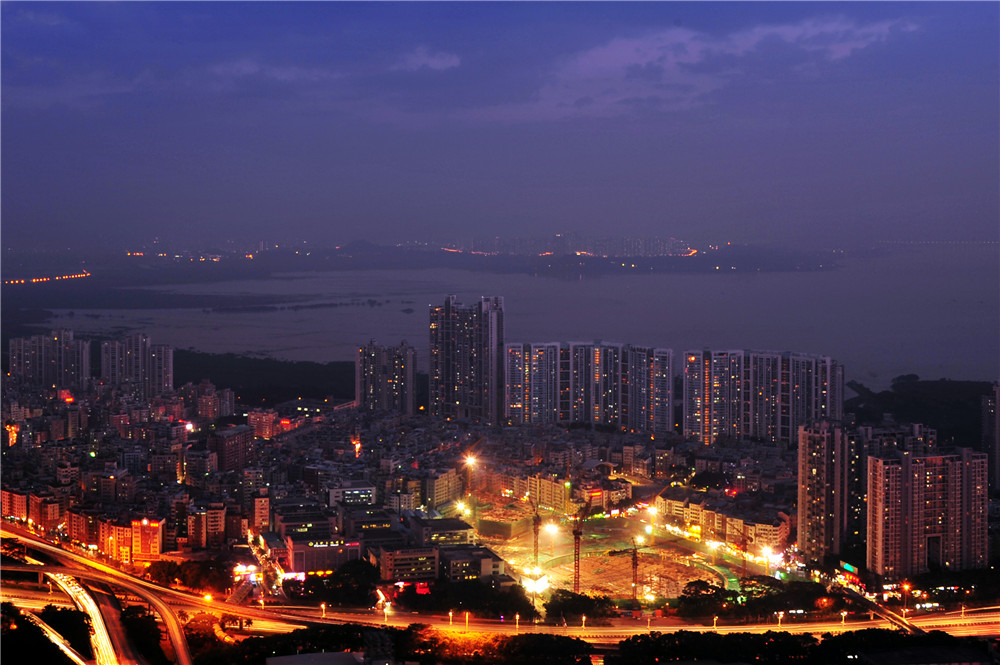 城影相间-城市天台