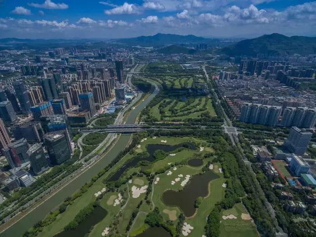 公园之城：从800米绿化带到1000+公园